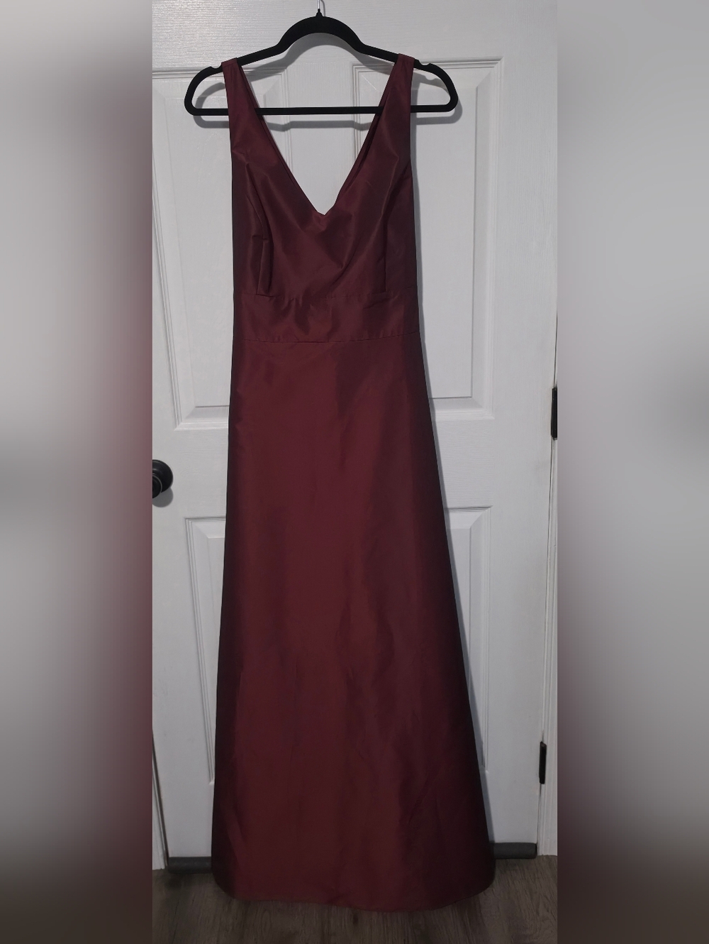 Ann Taylor XL Elegant Burgundy V-Neck Women's Dress